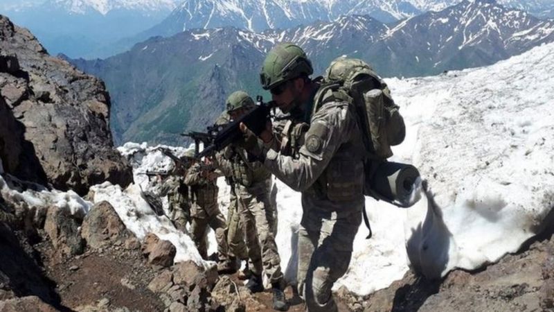 تركيا تشن عملية عسكرية جديدة في شمال العراق لملاحقة مسلحين أكراد تركيا تشن عملية عسكرية جديدة في شمال العراق لملاحقة مسلحين أكراد