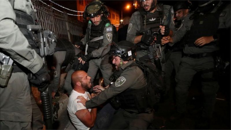 هيومان رايتس: الكيان “الإسرائيلي ارتكب جرائم اضطهاد وفصل عنصري بحق الفلسطينيين” هيومان رايتس: الكيان “الإسرائيلي ارتكب جرائم اضطهاد وفصل عنصري بحق الفلسطينيين”