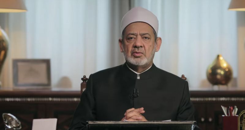 ما المثير للجدل في تغريدات شيخ الأزهر حول حقوق المرأة؟