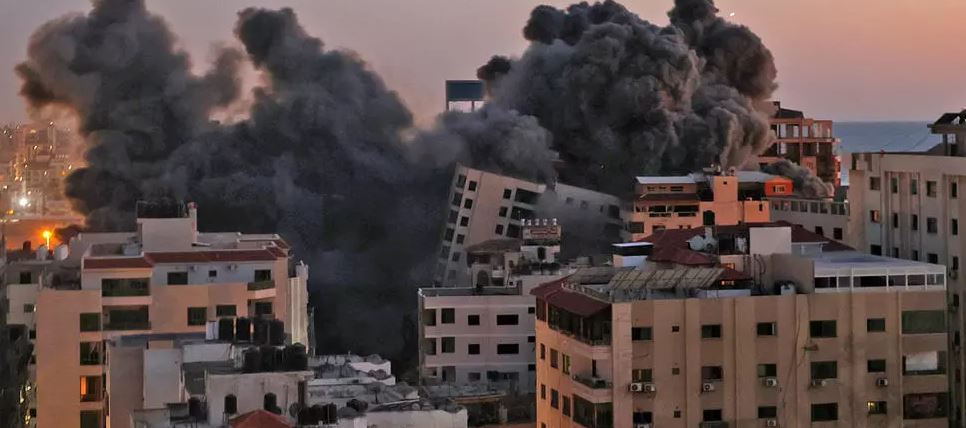 التصعيد العسكري في الأراضي الفلسطينية استحوذ على اهتمام الصحف العربية الصادرة اليوم. التصعيد العسكري في الأراضي الفلسطينية استحوذ على اهتمام الصحف العربية الصادرة اليوم.