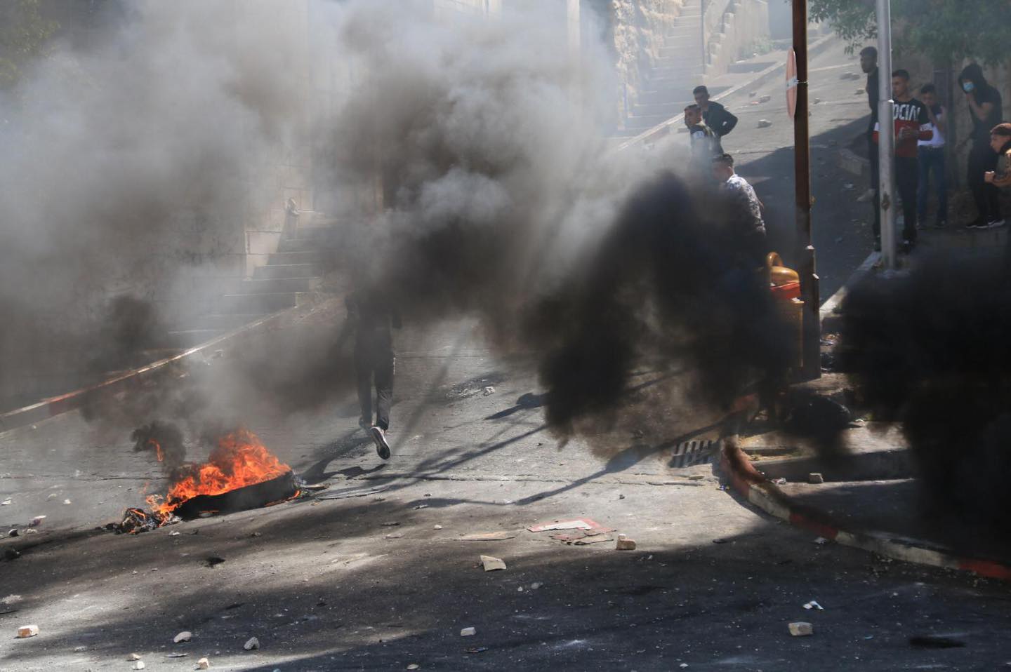 إستشهاد 5 فلسطينيين في إعتداءات للاحتلال الاسرائيلي في الضفة المحتلة إستشهاد 5 فلسطينيين في إعتداءات للاحتلال الاسرائيلي في الضفة المحتلة