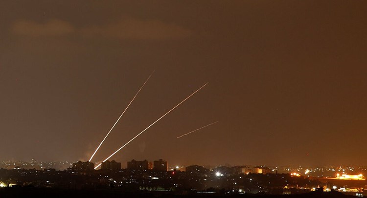 سرايا القدس تستهدف “أسدود” وعسقلان المحتلَّتين بدفعات صاروخية مكثفة رداً على جرائم المحتل سرايا القدس تستهدف “أسدود” وعسقلان المحتلَّتين بدفعات صاروخية مكثفة رداً على جرائم المحتل