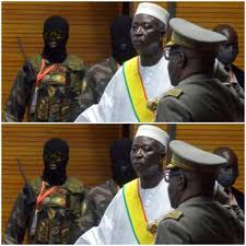 مالي: الكولونيل أسيمي غويتا يعلن تجريد الرئيس ورئيس الوزراء الانتقاليين من “صلاحياتهما”