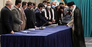 انطلاق الانتخابات الرئاسية في إيران لاختيار رئيس جديد للبلاد.. وخامنئي يدعو مواطنيه للمشاركة بها