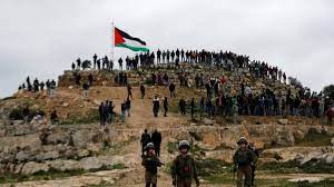 قوات الاحتلال تغلق الطرق المؤدية إلى قرية بيتا في نابلس