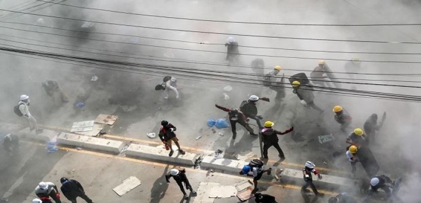 الجمعية العامة للأمم المتحدة تدين انقلاب بورما وتدعو لحظر السلاح عليها