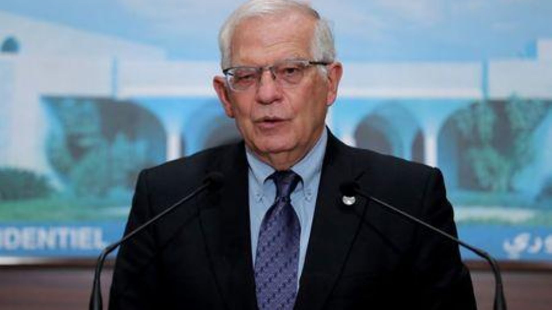 الاتحاد الأوروبي يحذر ساسة لبنان من عقوبات إن لم تحل أزمة البلاد