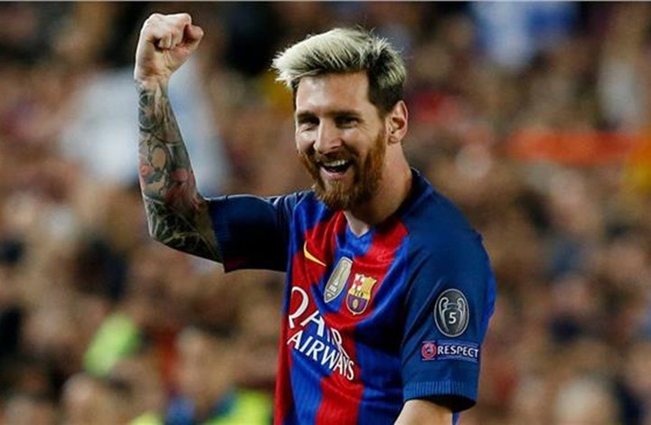 ميسي يوافق على تجديد عقده مع نادي برشلونة الإسباني
