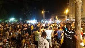 أسوشيتيد بريس: إيران تقطع الإنترنت للسيطرة على احتجاجات نقص المياه