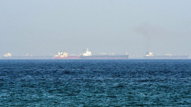 خليج عمان: مسلحون “يختطفون” سفينة قبالة سواحل الإمارات