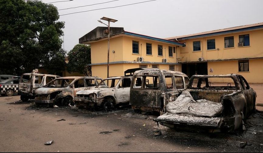 22 قتيلاً بهجوم استهدف قافلة لـ”حجاج مسلمين” في نيجيريا