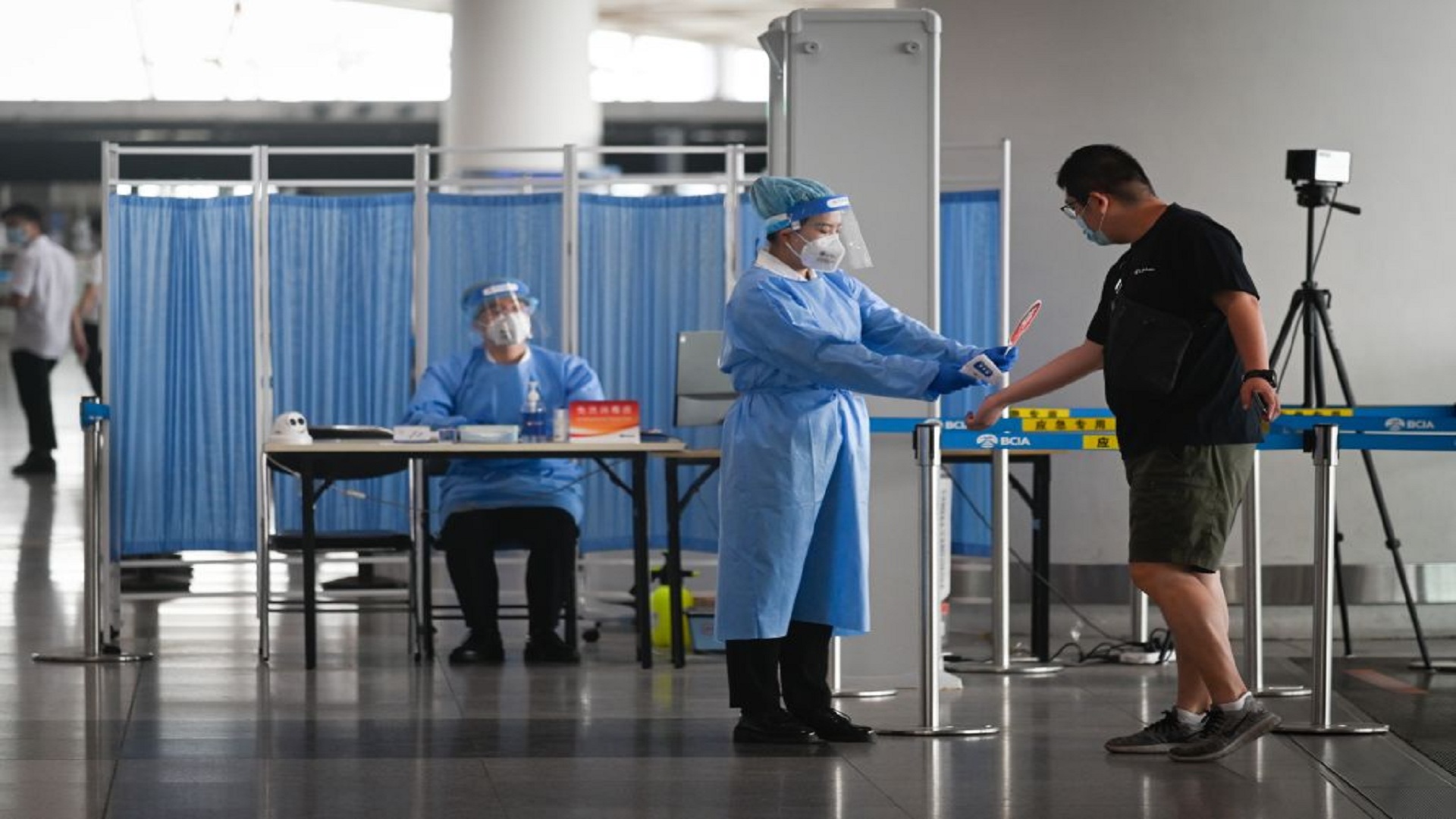 في 5 نقاط.. إليكم ما نعرفه عن متحور “مو” الجديد الذي قد يكون أكثر النسخ مقاومةً للقاحات