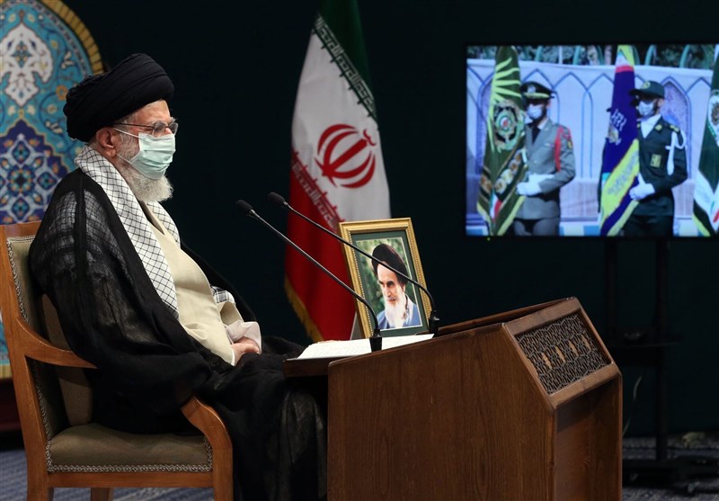 خامنئي: تواجد الجيوش الأجنبية في المنطقة يبعث على الدمار ويؤجج الحروب فيها