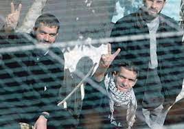 ستة أسرى فلسطينيين يواصلون إضرابهم عن الطعام في ظل تدهور خطير لحالتهم الصحية