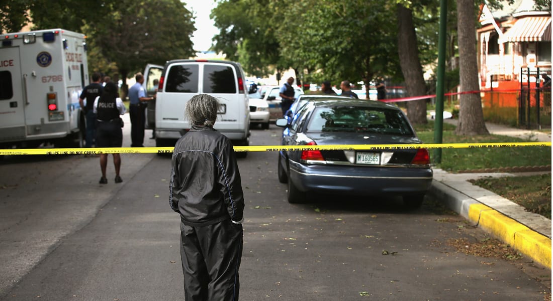 مقتل ضابط شرطة في إطلاق نار بولاية إلينوي الأمريكية