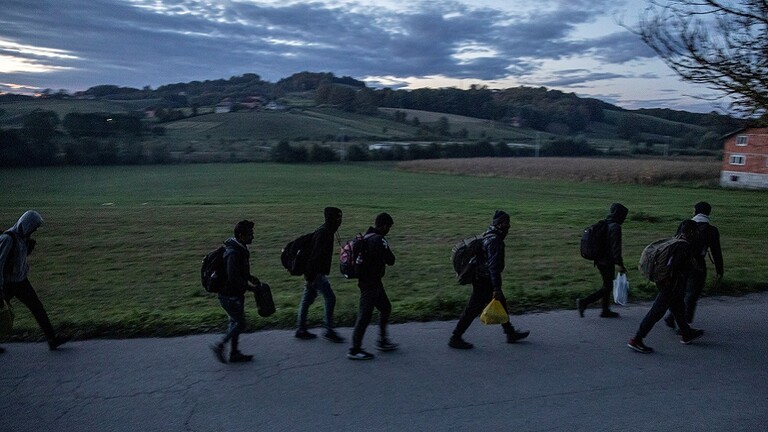 خارجية روسيا : مشاهد ضرب المهاجرين على حدود أوروبا صادمة