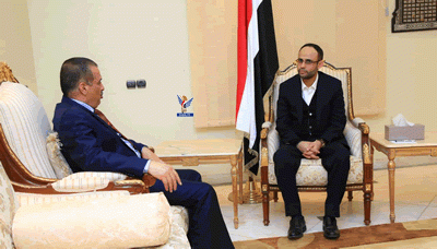 الرئيس المشاط يناقش مع وزير الصناعة الأوضاع التموينية