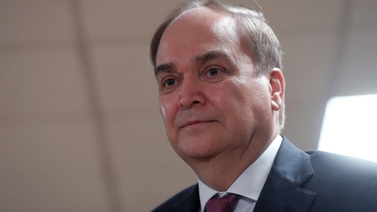 السفير الروسي يحذر واشنطن من خططها تزويد كييف بالسلاح