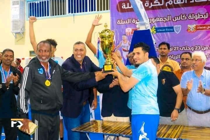 الميناء يفوز على الأهلي ويتوج بكأس الجمهورية لكرة السلة