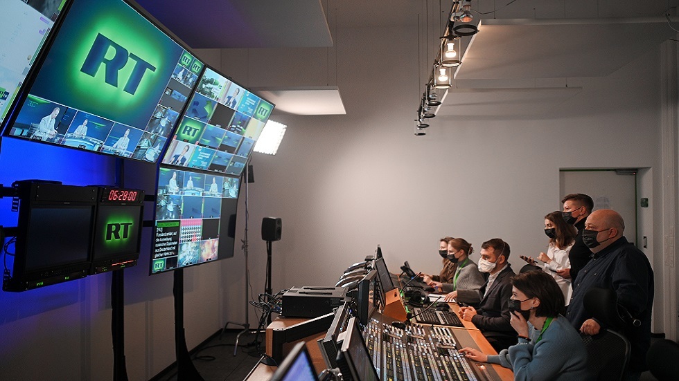 ألمانيا تجبر خدمة القمر الصناعي الأوروبية Eutelsat 9 على وقف بث قناة RT DE