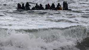 مصرع 27 مهاجرا على الأقل في غرق قاربين قبالة سواحل اليونان