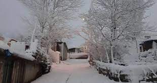 ثلوج كثيفة في كولورادو تساعد على إخماد الحرائق