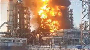 حريق في مصفاة نفط بشرق روسيا