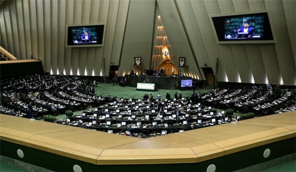 البرلمان الايراني يقر الخطوط العريضة لمشروع الموازنة العامة