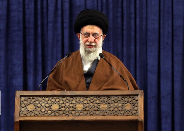 الخامنئي: طبيعة الاستكبار تعارض النظام الإسلامي في إيران