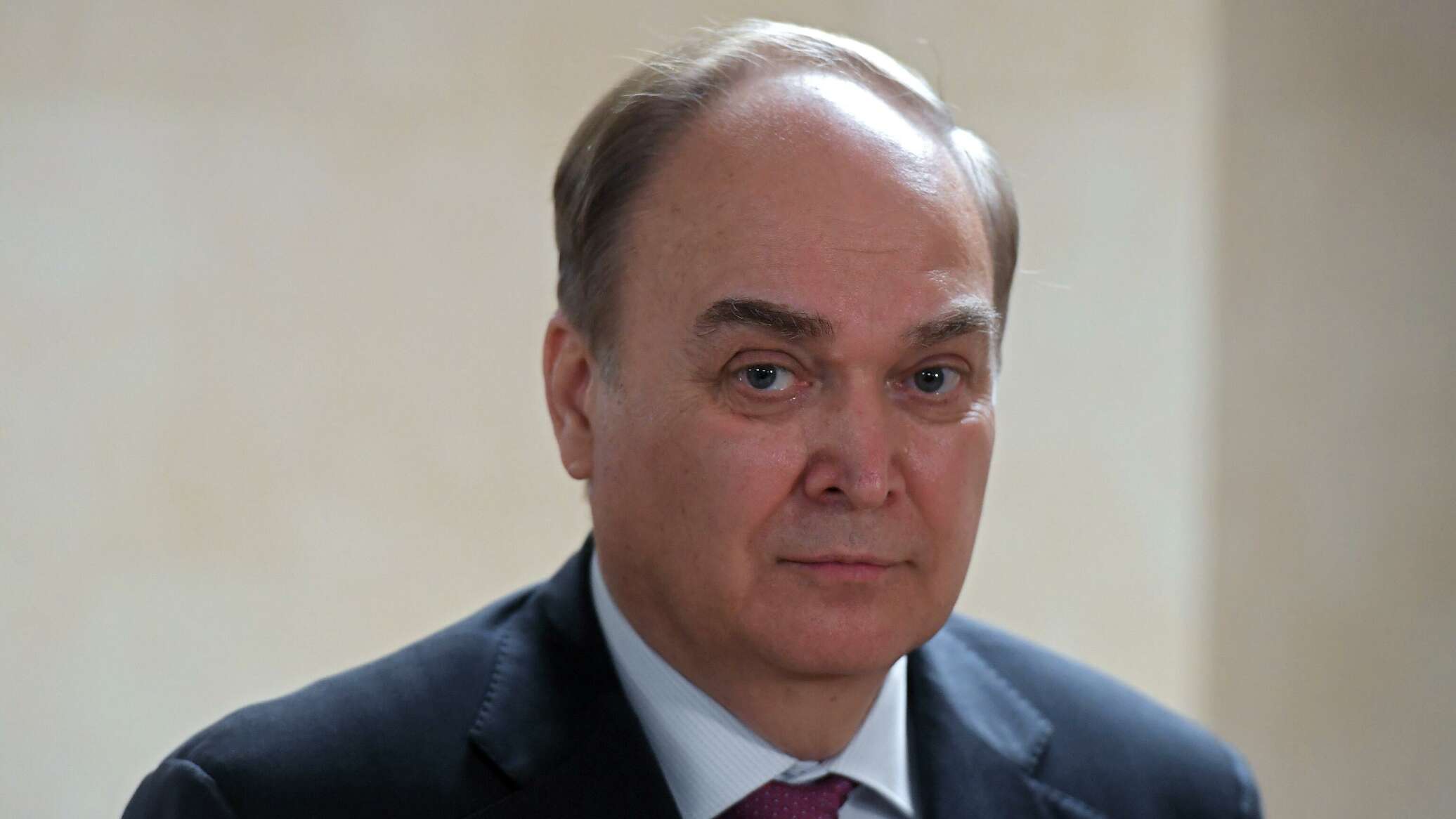 أنطونوف: التهديدات الأمريكية استفزازية ولا تخيف موسكو