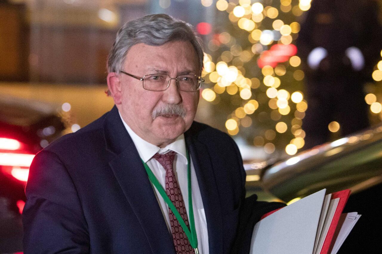 أوليانوف: مفاوضات فيينا تمضي الى الامام قدما