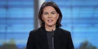 بيربوك: الحكومة الألمانية تريد علاقات مستقرة مع روسيا