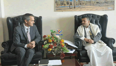 نائب وزير الخارجية يلتقي رئيس بعثة اللجنة الدولية للصليب الأحمر