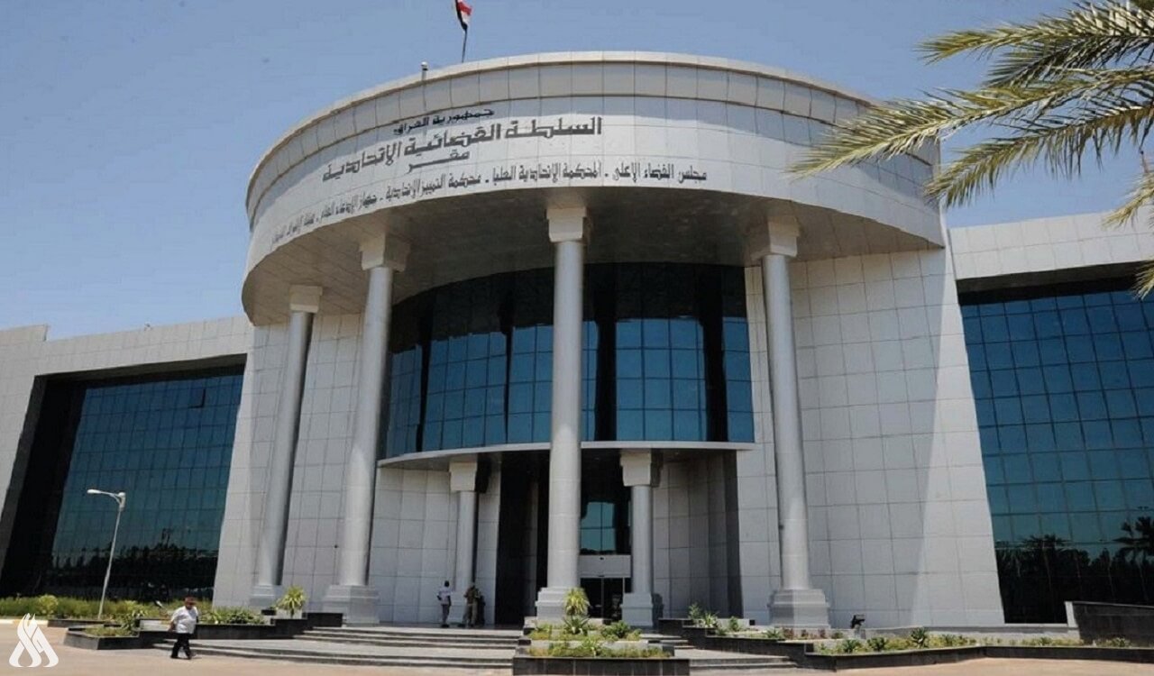 القضاء العراقي يعلق ترشيح هوشيار زيباري لرئاسة الجمهورية بسبب “اتهامات بالفساد”