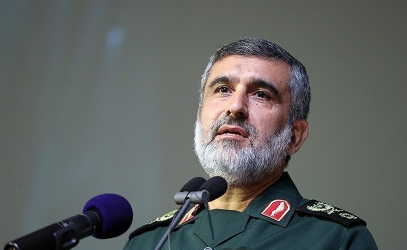 زادة: الحرس الثوري سيزيح الستار عن صاروخ إستراتيجي في المستقبل القريب