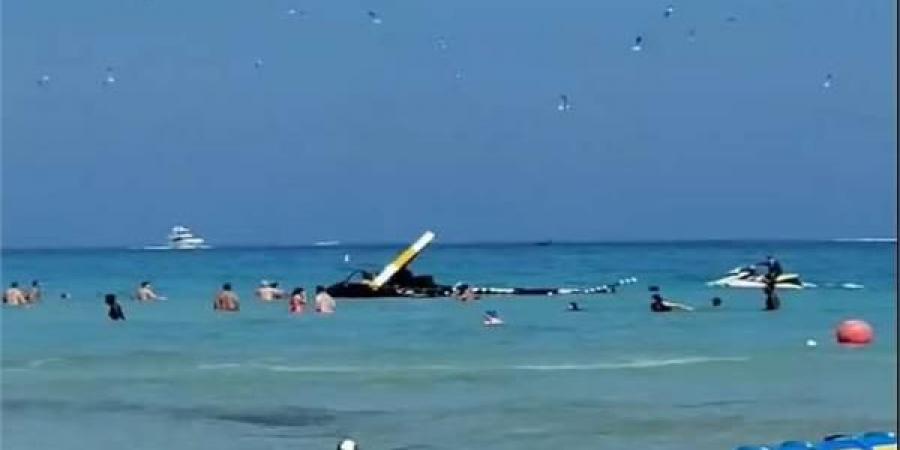 إصابة شخصين بتحطم طائرة مروحية على شاطئ مزدحم بفلوريدا الأمريكية