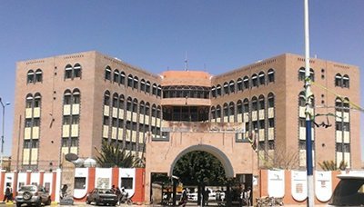 الصناعة تناقش تحديد قائمة مخفضة باسعار الوجبات الغذائية للمطاعم