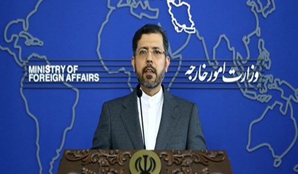 زادة: إيران لا تزال تنتظر “قرارات سياسية” غربية لإنجاز المباحثات النووية