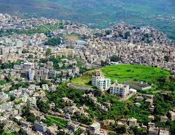 لجنة المناقصات بإب تقر دراسات ومواصفات 15 مشروعا في اﻷشغال العامة