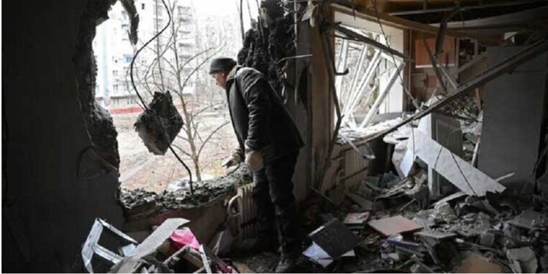 مقتل 4 مدنيين في جمهورية دونيتسك جراء القصف الأوكراني