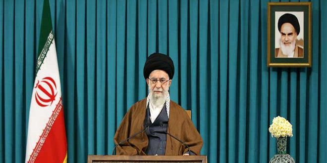 الخامنئي ورئيسي: الشعب الإيراني هزم سياسة العقوبات والحصار