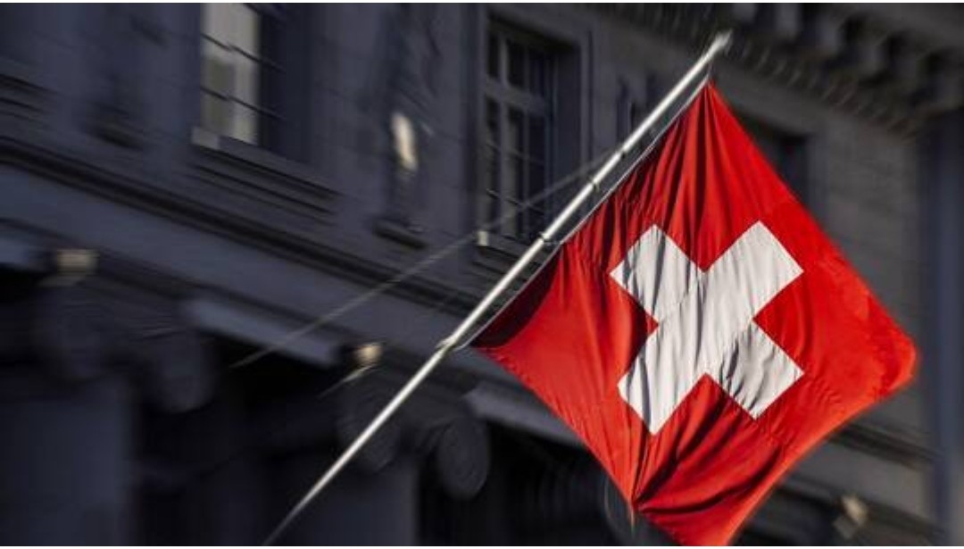 سويسرا ترفض طرد الدبلوماسيين الروس واليابان تطرد ثمانية سويسرا ترفض طرد الدبلوماسيين الروس واليابان تطرد ثمانية