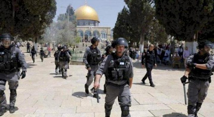 الخارجية الفلسطينية تُحذر من مخاطر تفريغ الأقصى وفرض التقسيم الزماني بقوة الاحتلال