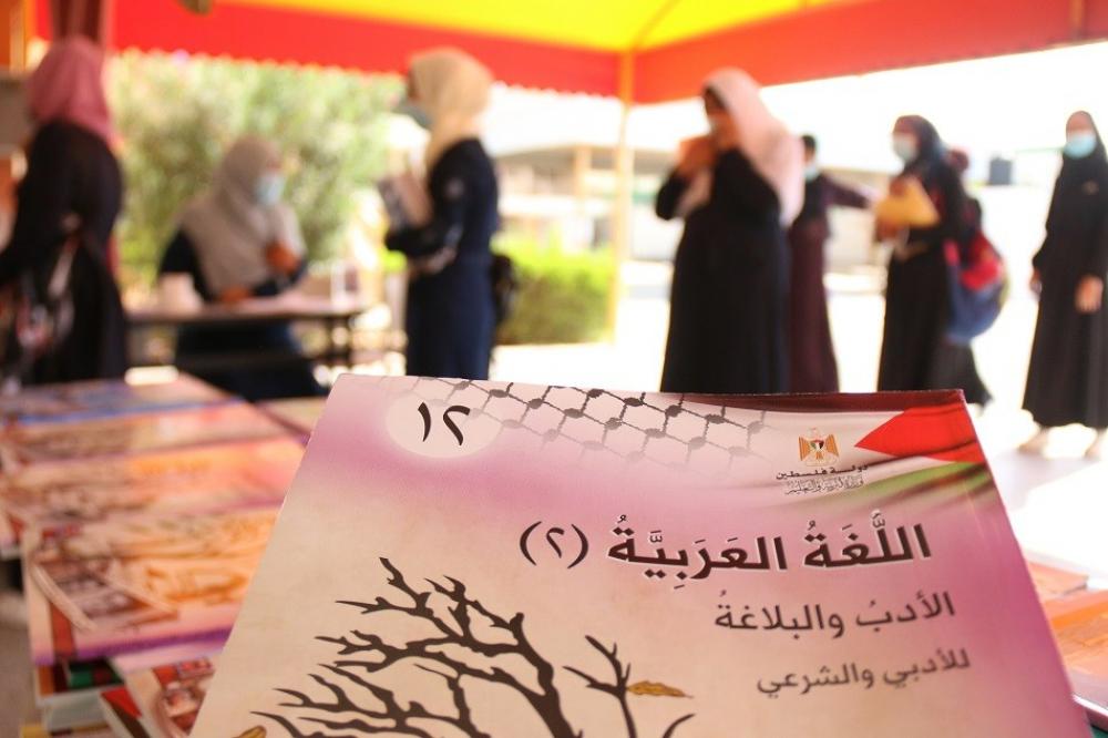 “العلاقات الدولية-فلسطين” يدين قرار البرلمان الأوروبي حول المناهج