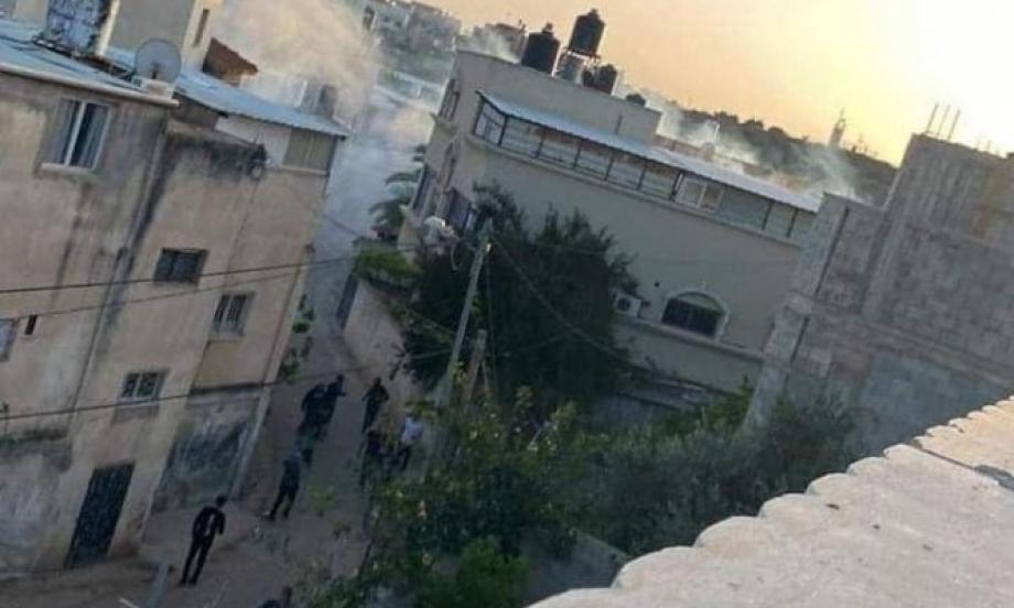 إصابة عشرات الفلسطينيين بمواجهات مع الاحتلال والمستوطنين شرق قلقيلية