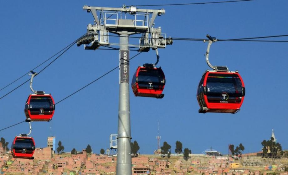 حماس تدين مصادقة الاحتلال على إقامة قطار هوائي في القدس المحتلة