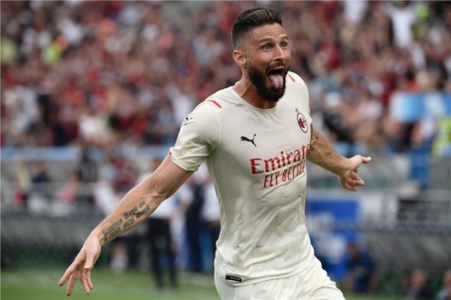 ميلان يتوج بطلاً للدوري الإيطالي