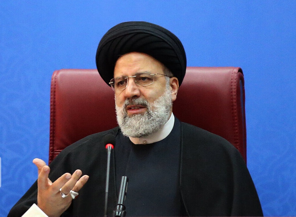 الرئيس الإيراني يعلن تشكيل غرفة عمليات فاعلة لإجهاض الحظر الظالم