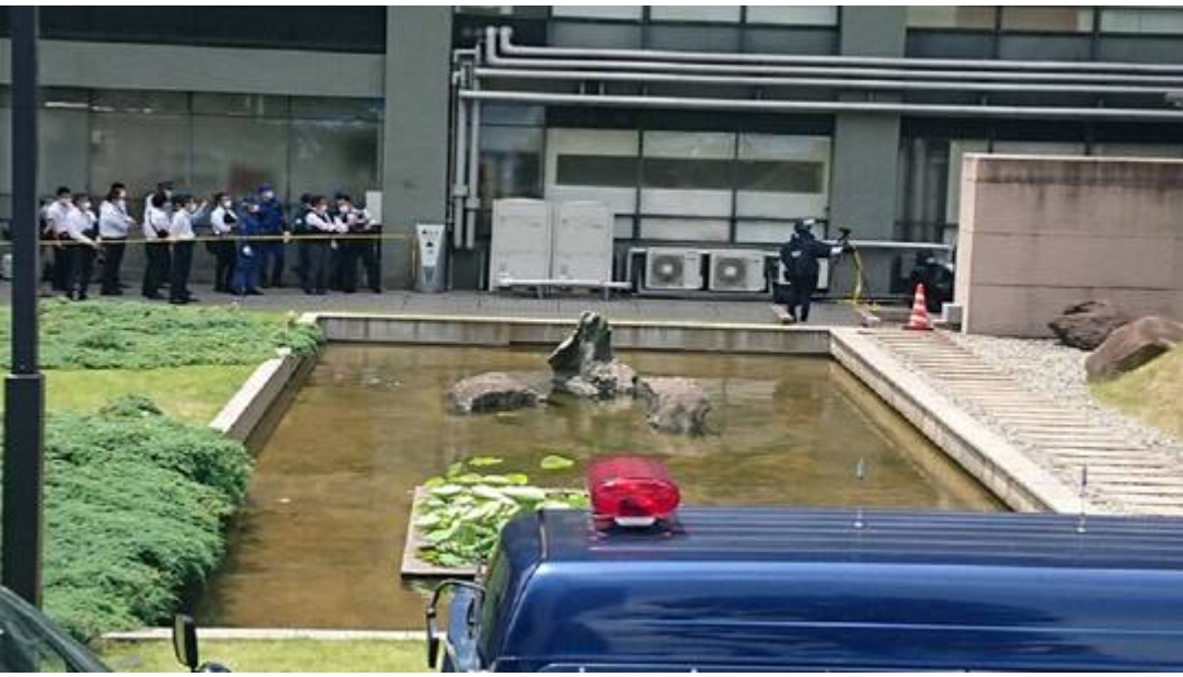 الخارجية اليابانية تتلقى طردا مشبوها