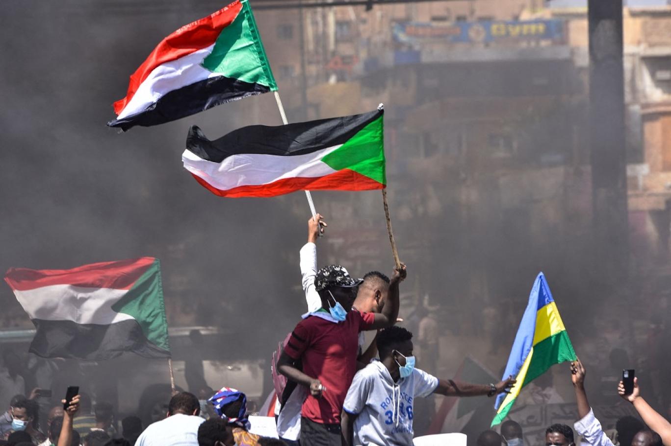 السودان: انطلاق حوار بين العسكريين وأحزاب سياسية في ظل مقاطعة قوى الحرية والتغيير